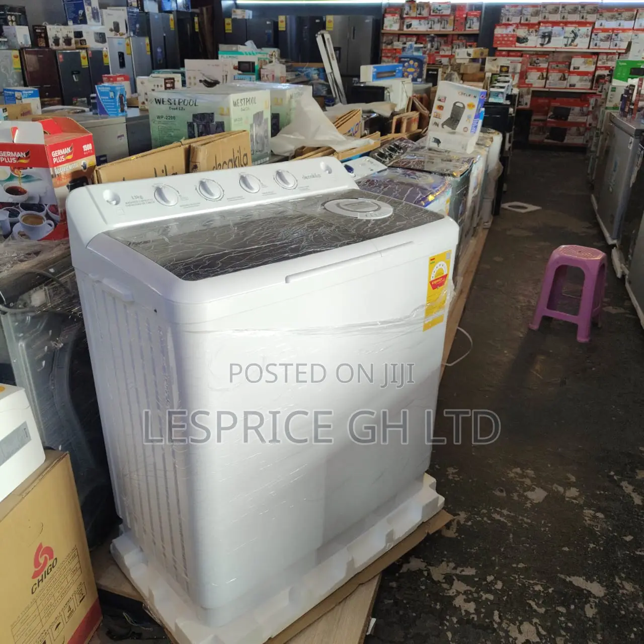 Super Sleek and Durable Washing Machine With Twin Tub