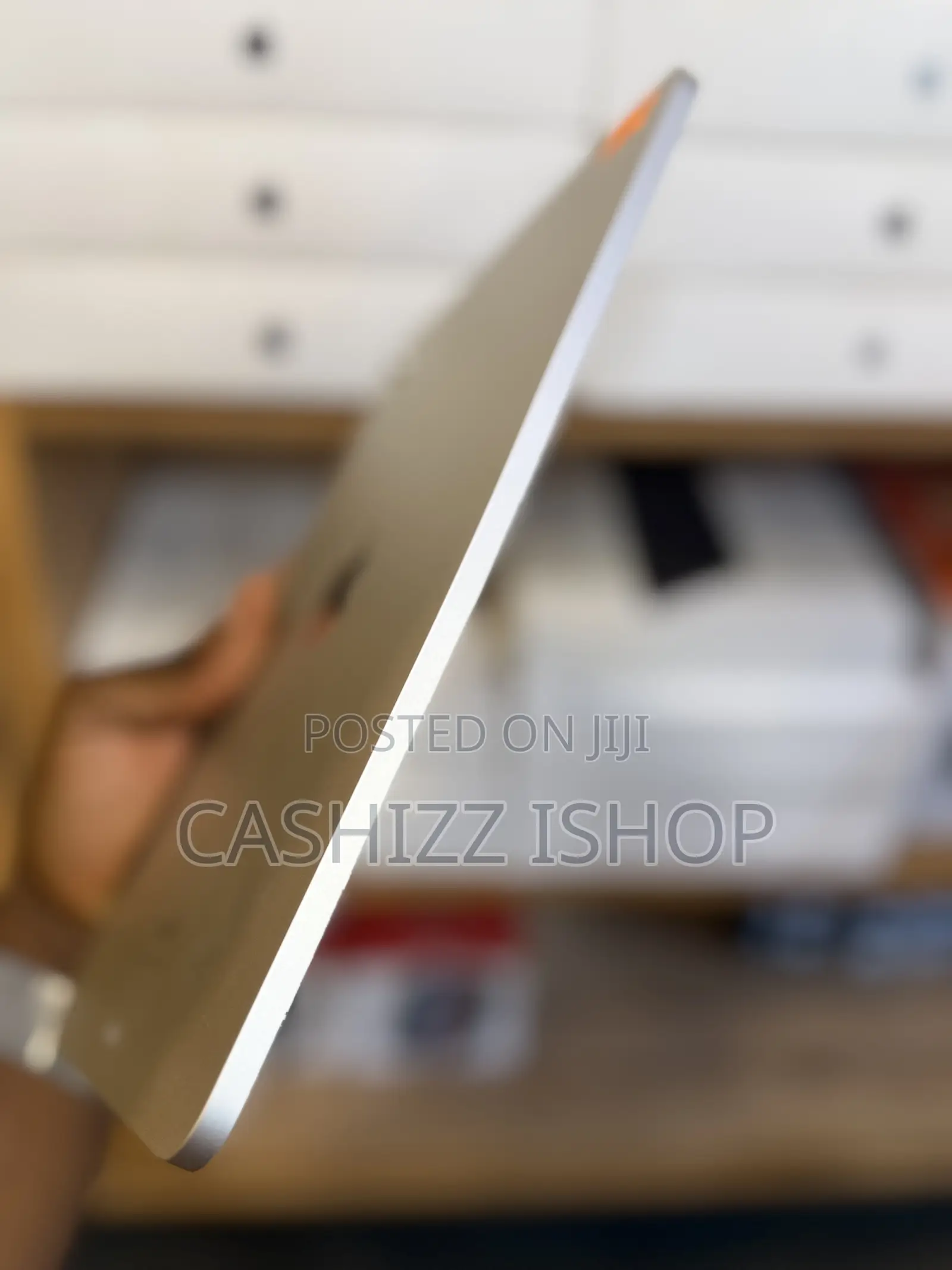 Apple iPad Air (2022) 256 GB Silver
