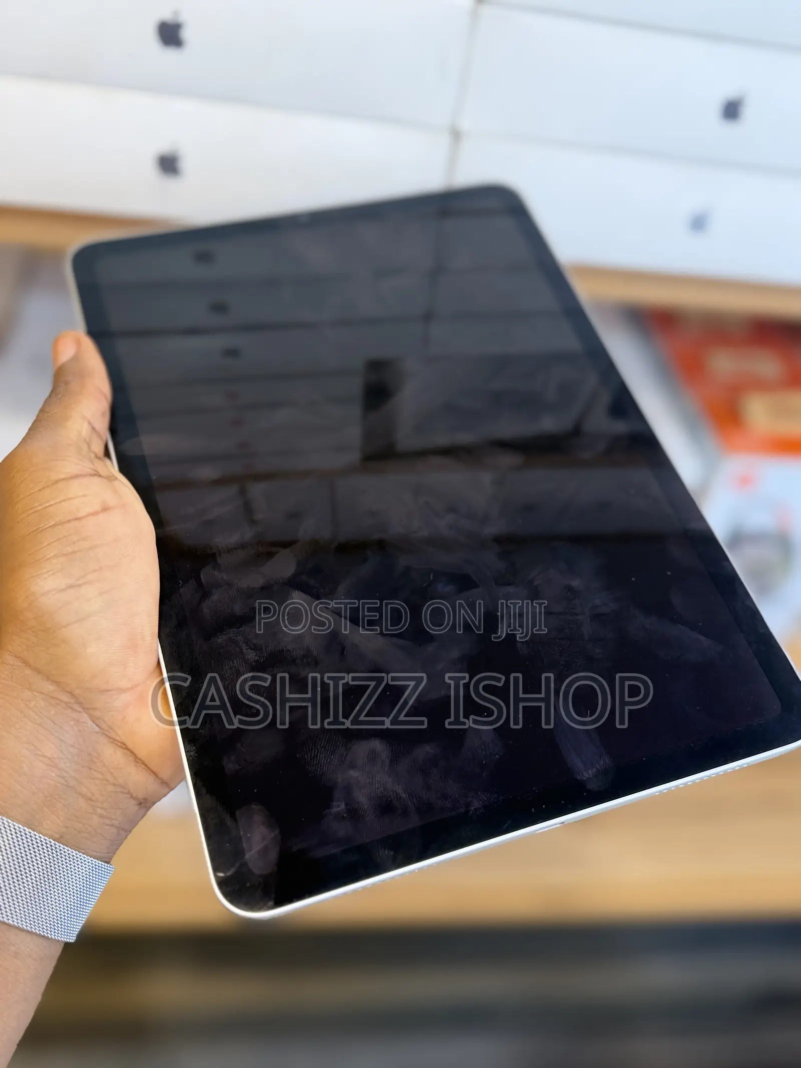 Apple iPad Air (2022) 256 GB Silver