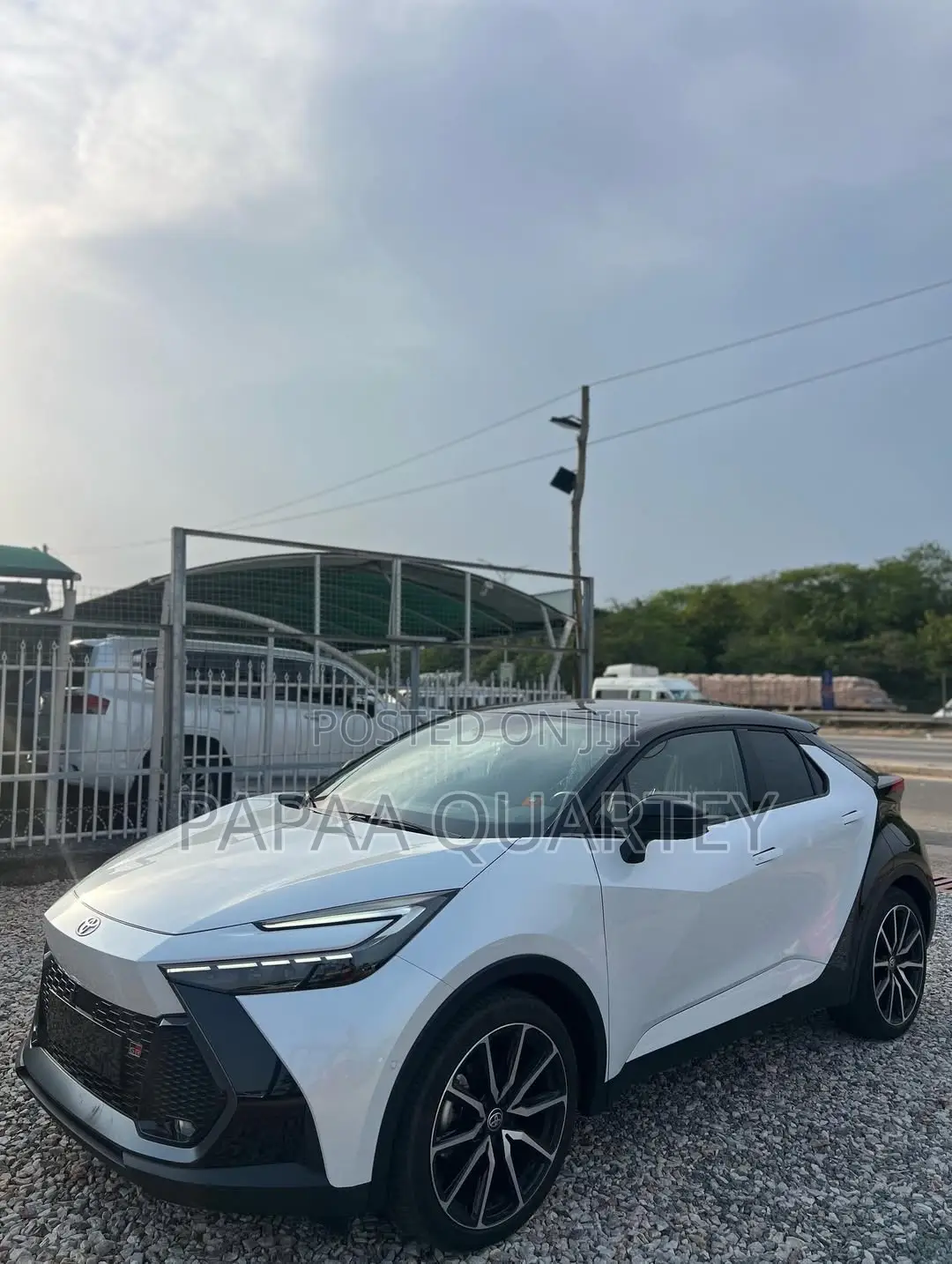Toyota C-HR 2025 White