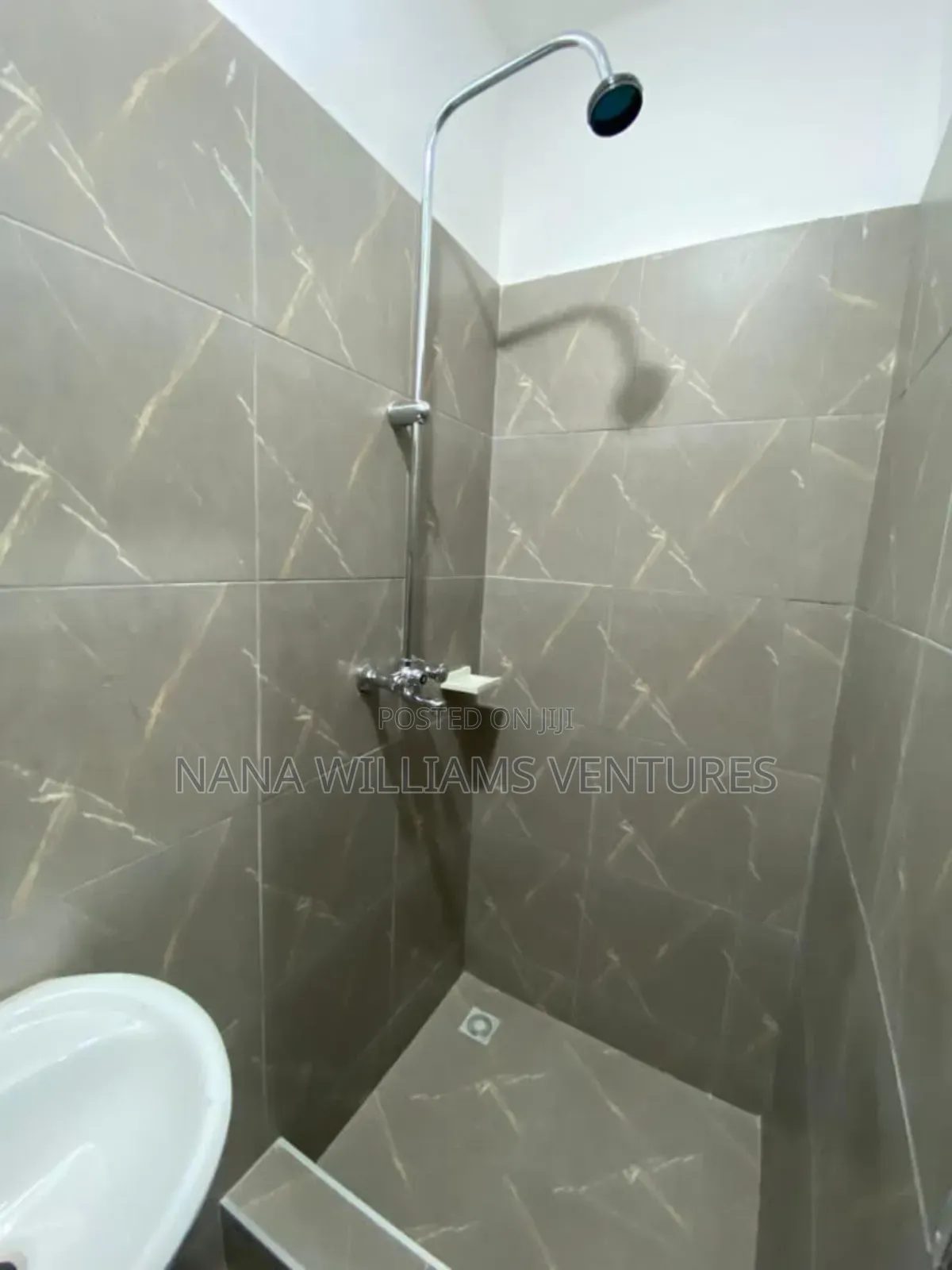1bdrm Room & Parlour in Haatso -Agbogba, Ga South Municipal for rent