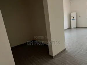 4bdrm Duplex in Santasi,Anyienem, Kumasi Metropolitan for sale