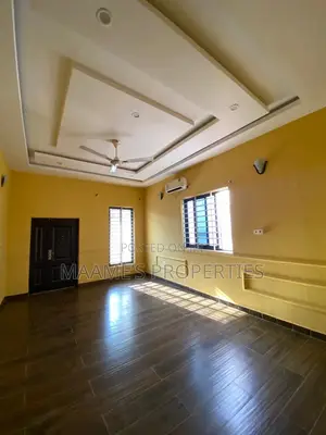 3bdrm House in Lake Side Estate for rent