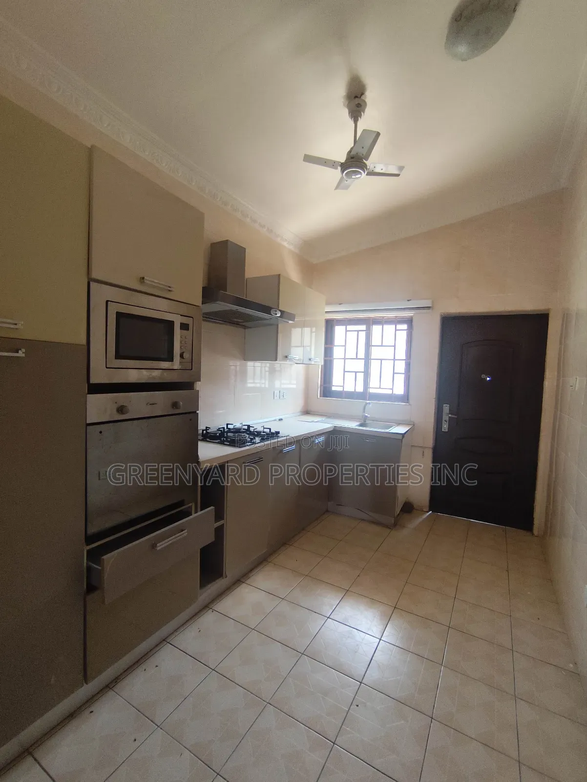 3bdrm House in Adjiringanor, Otano for rent