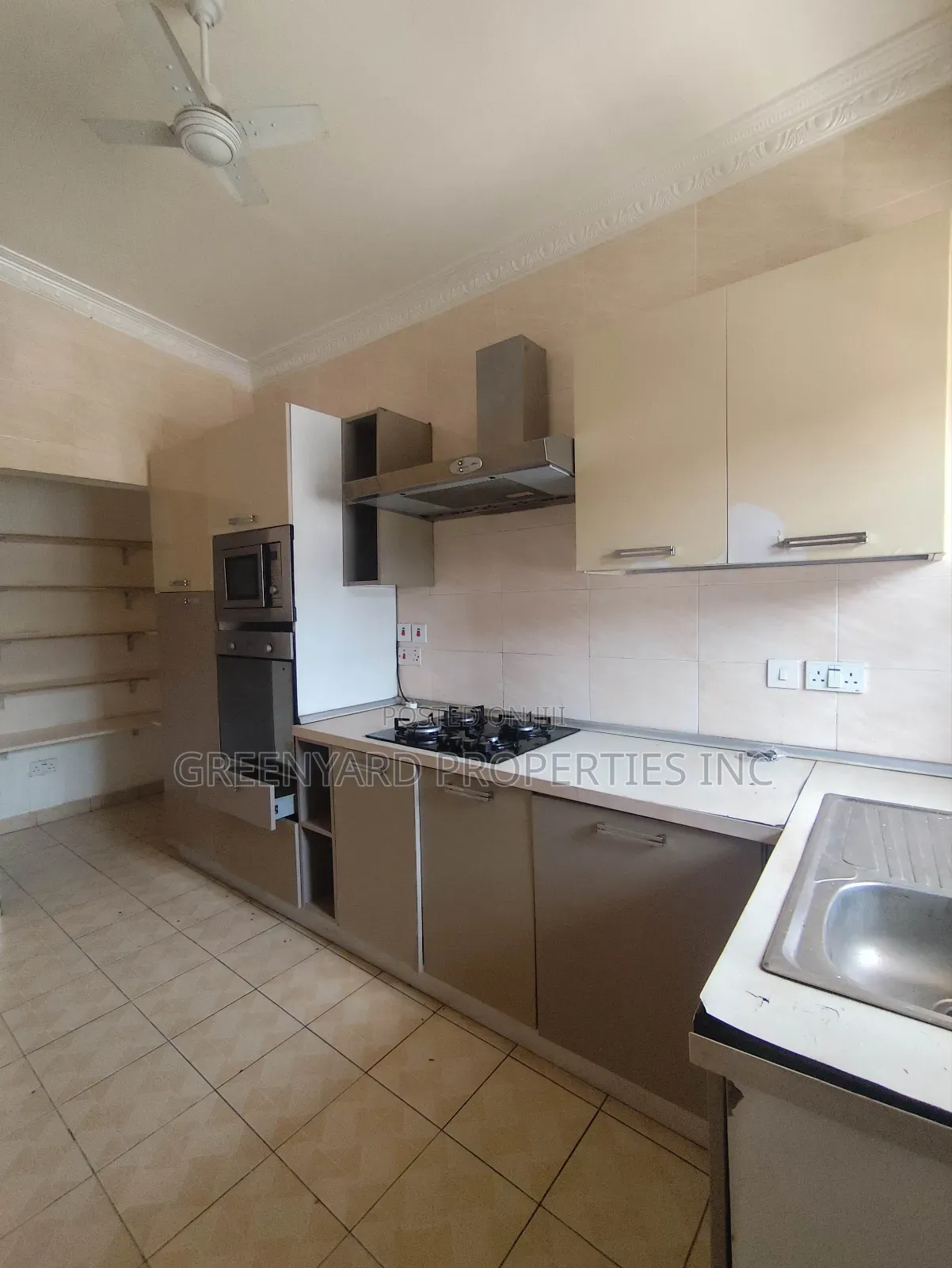 3bdrm House in Adjiringanor, Otano for rent