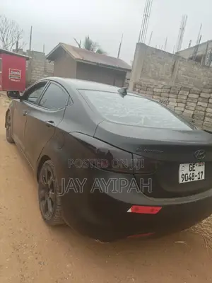 Hyundai Elantra Limited Sedan FWD (1.8L 4cyl 6A) 2013 Black