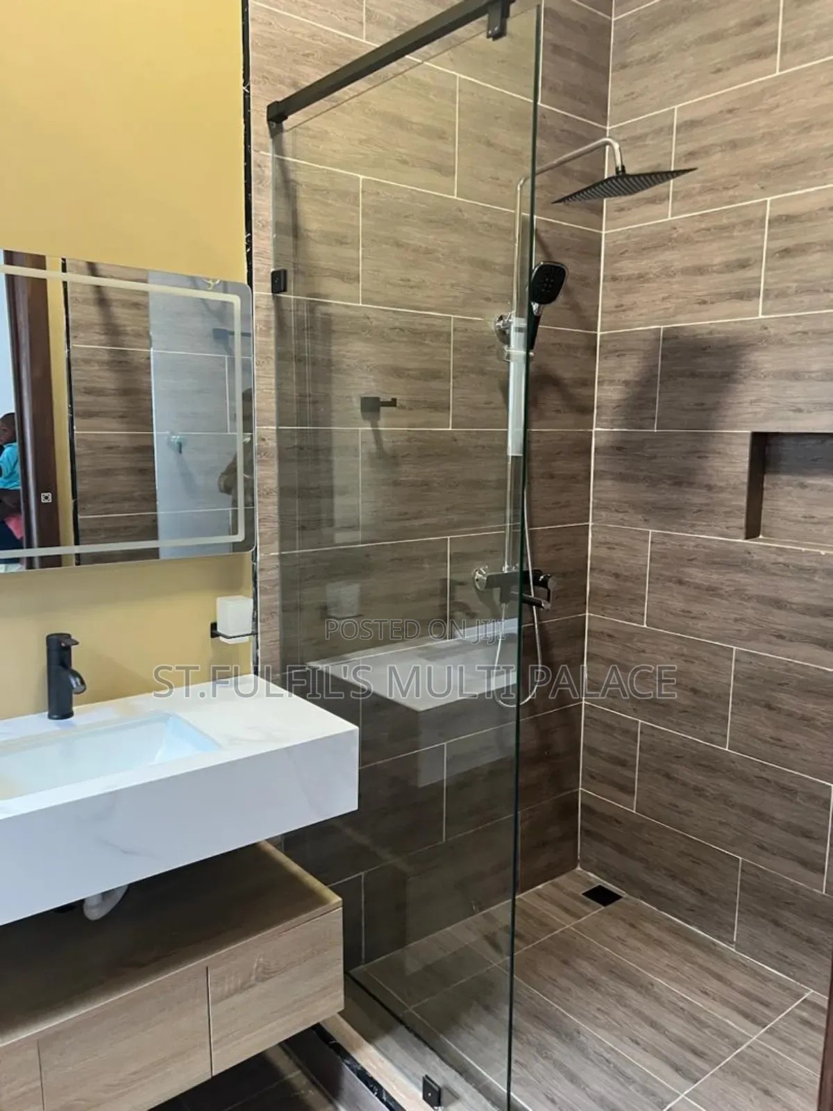 4bdrm House in Oyarifa, Barrier for sale