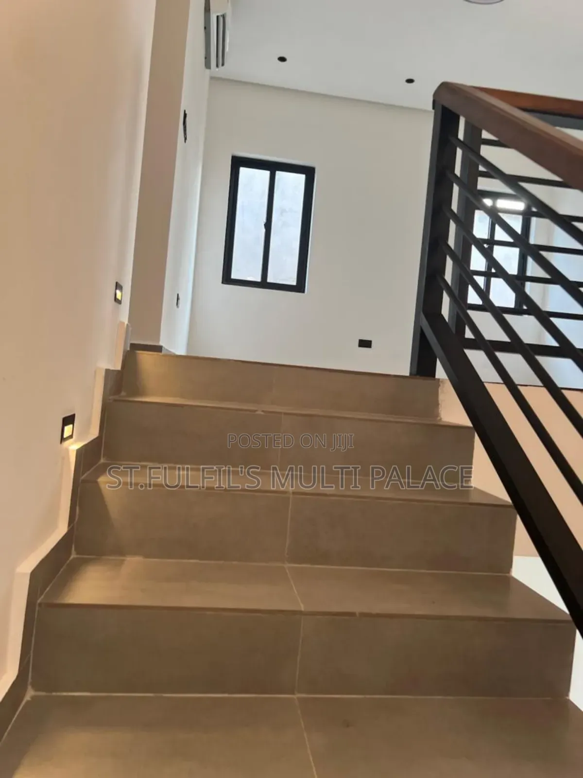 4bdrm House in Oyarifa, Barrier for sale
