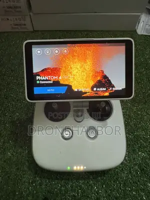 Dji Phatom 4 Pro Plus Fly More Combo