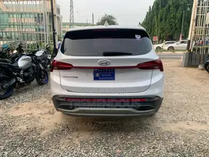 Hyundai Santa Fe Limited 2022 White