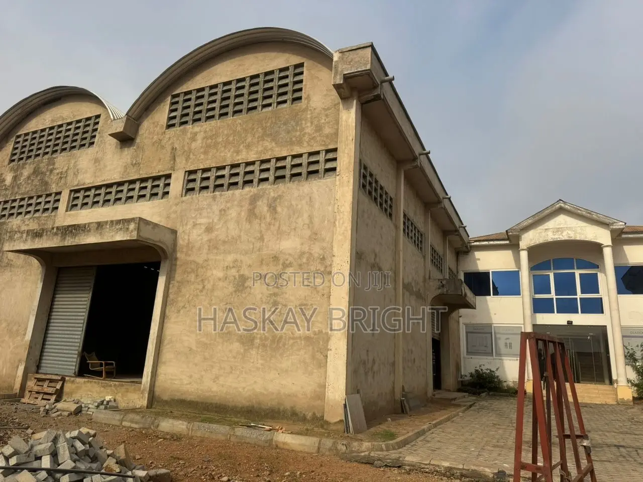 500 SQM Warehouse for Rent at Pokuase Acp