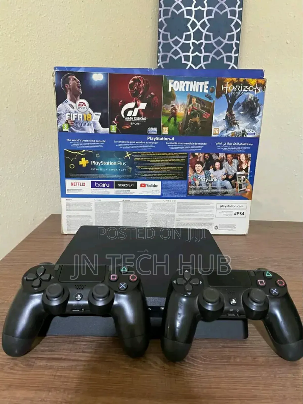 Play Station 4 Slim Two Pad No Games