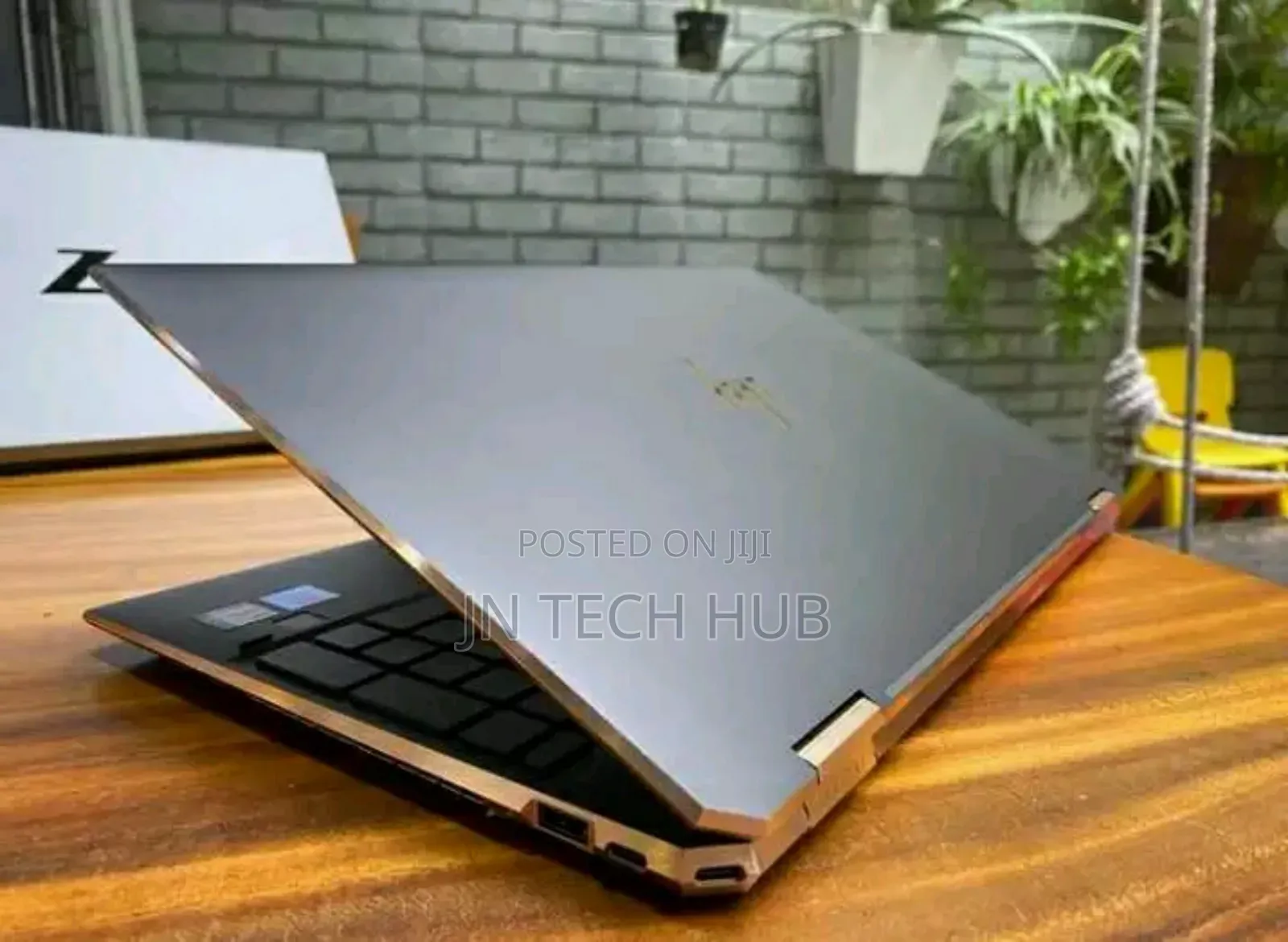 New Laptop HP Spectre Xt 13 8GB Intel Core i5 SSD 256GB