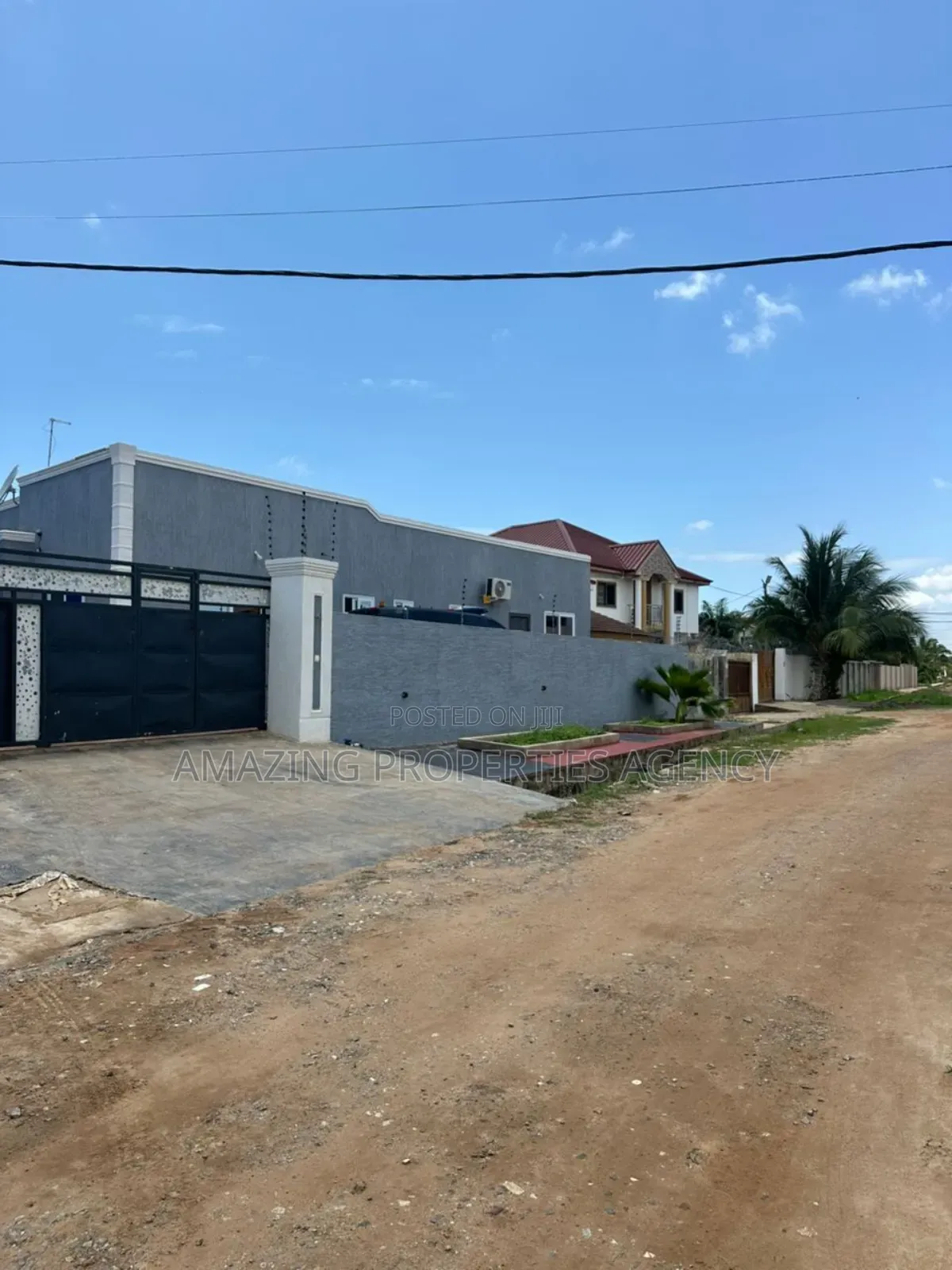 3bdrm Room & Parlour in Spintex, Baatsona Total for rent