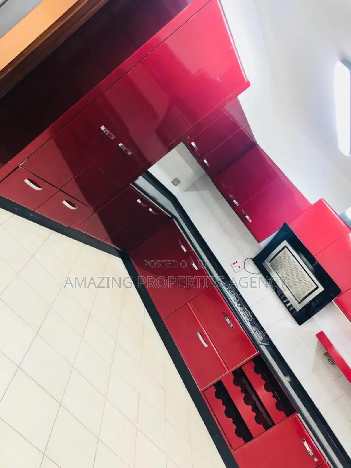 5bdrm House in Airport Residential for rent