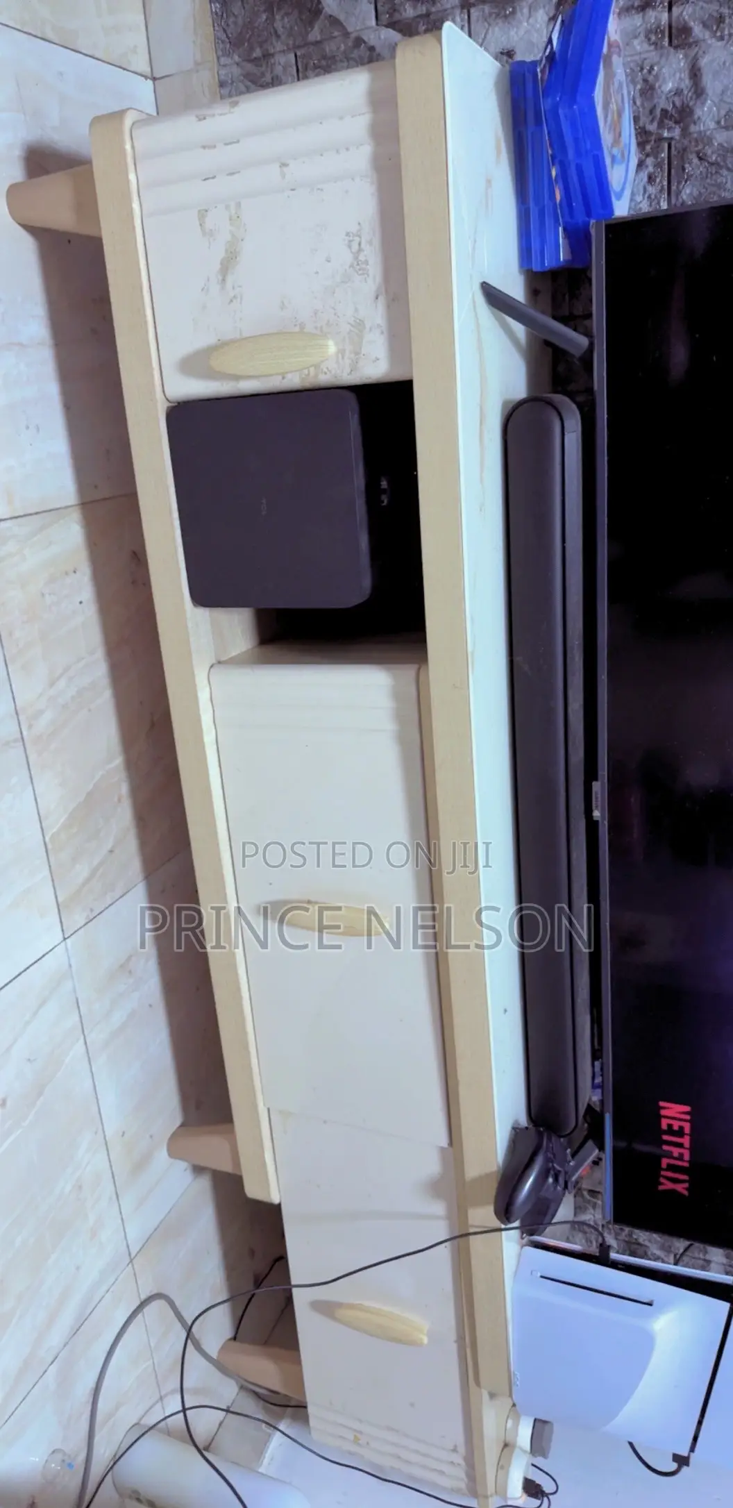Tv Stands $ Mounts