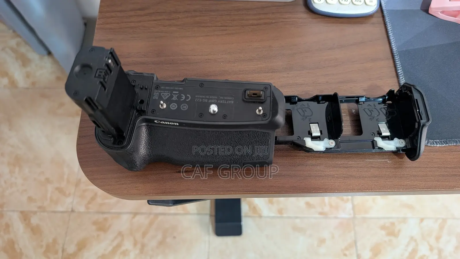 Bg-e22 Battery Grip