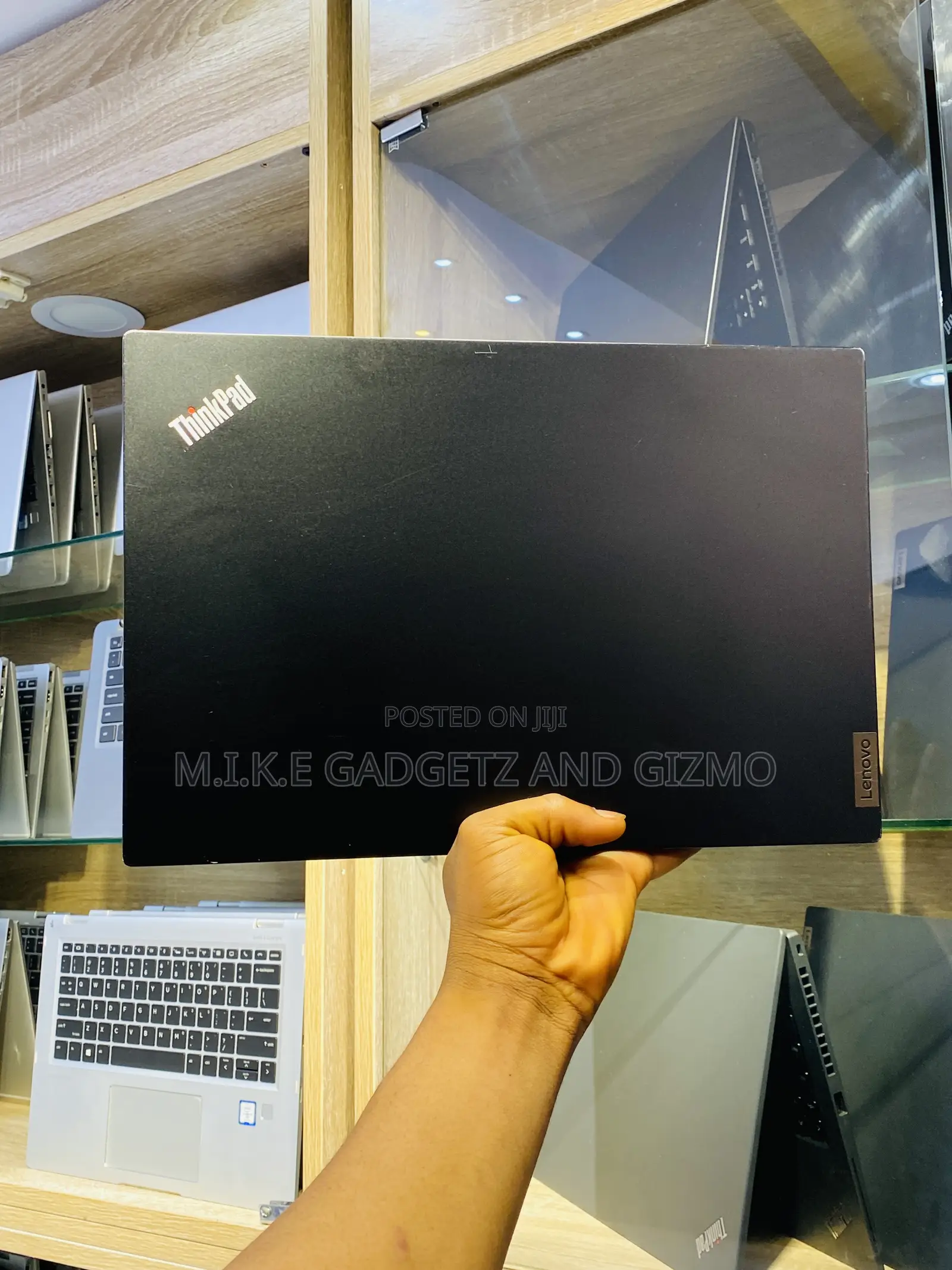 Laptop Lenovo ThinkPad E14 Gen 2 8GB Intel Core i5 SSD 256GB
