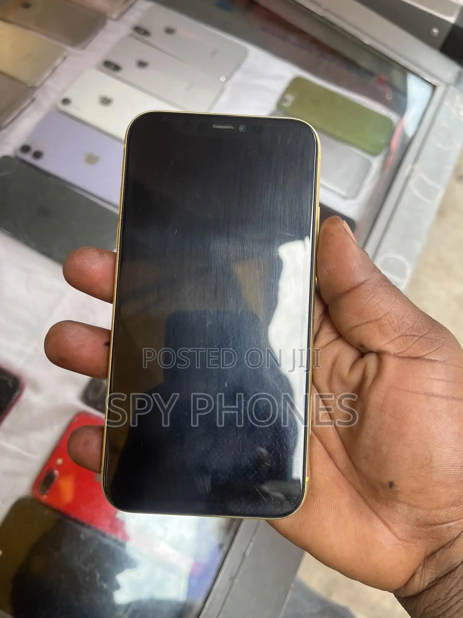 Apple iPhone 11 64 GB Yellow