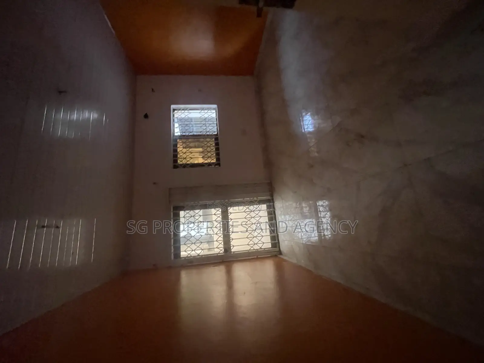 3bdrm House in Lashibi, Sakumono for rent