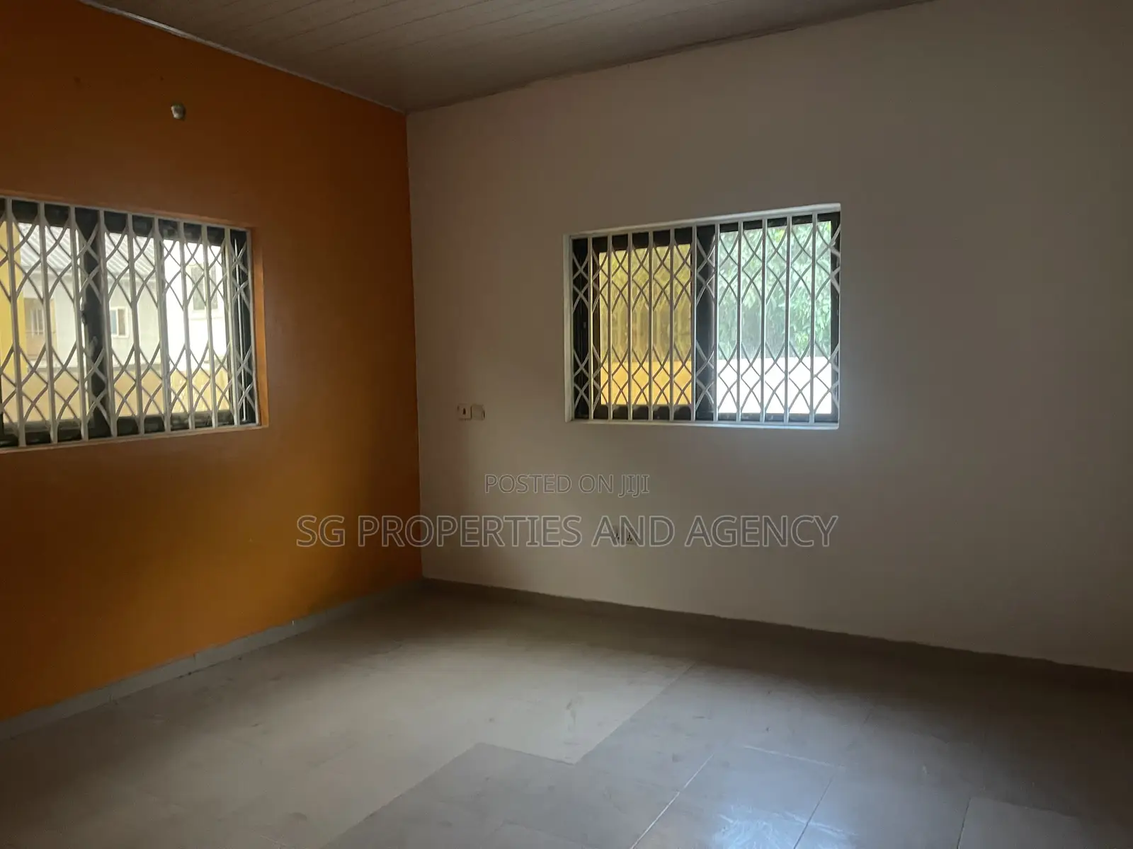 3bdrm House in Lashibi, Sakumono for rent