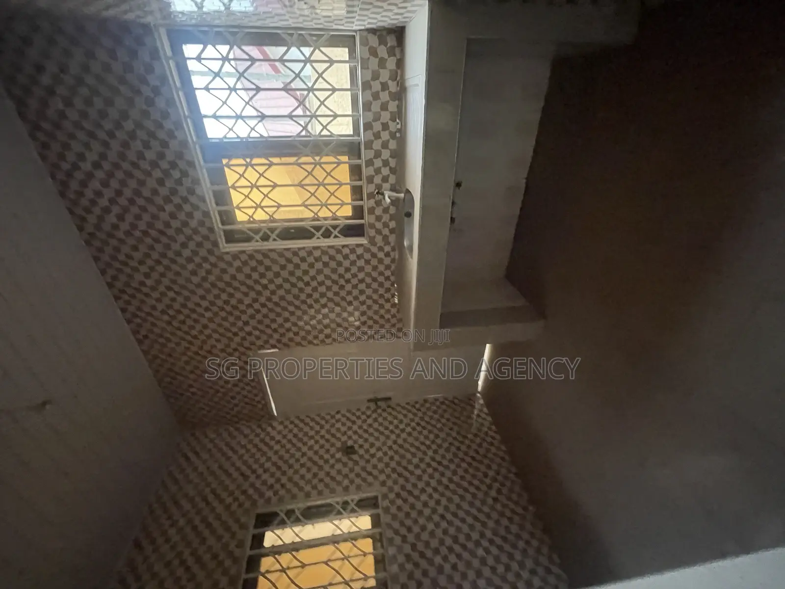 3bdrm House in Lashibi, Sakumono for rent