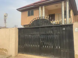3bdrm Apartment in Lashibi, Sakumono for rent
