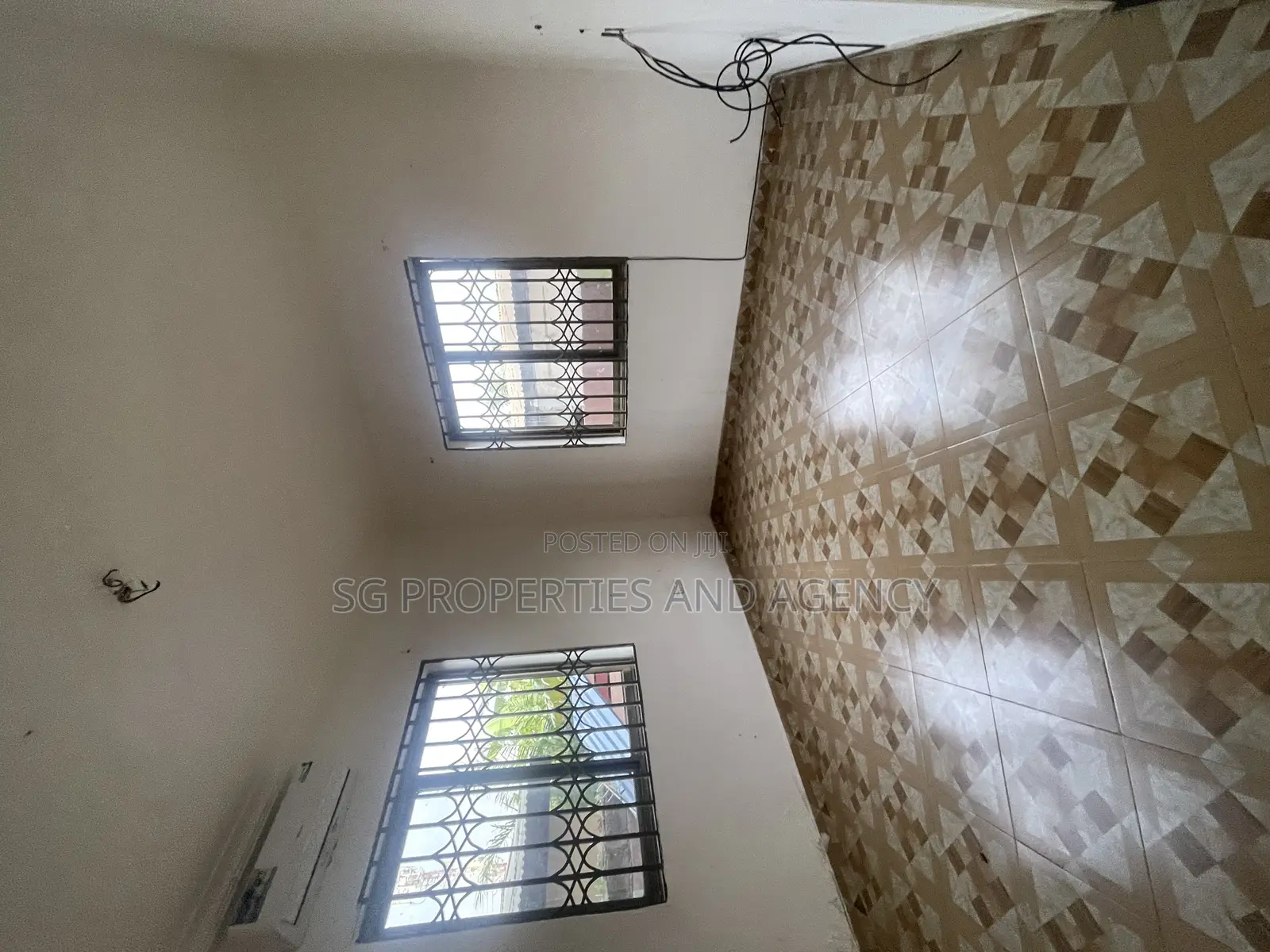 3bdrm Apartment in Lashibi, Sakumono for rent