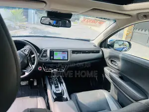 Honda HR-V Touring 2021 Blue