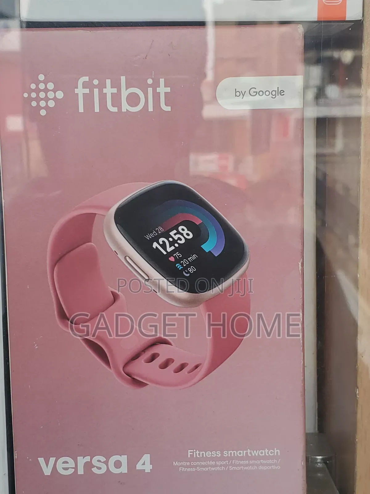 Fitbit Versa 4
