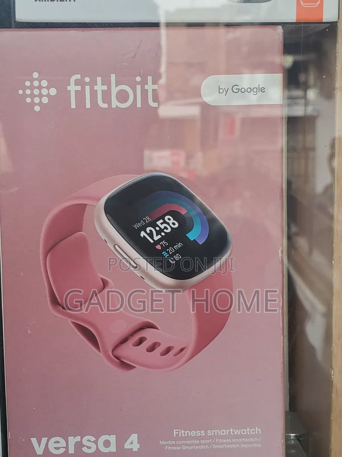 Fitbit Versa 4