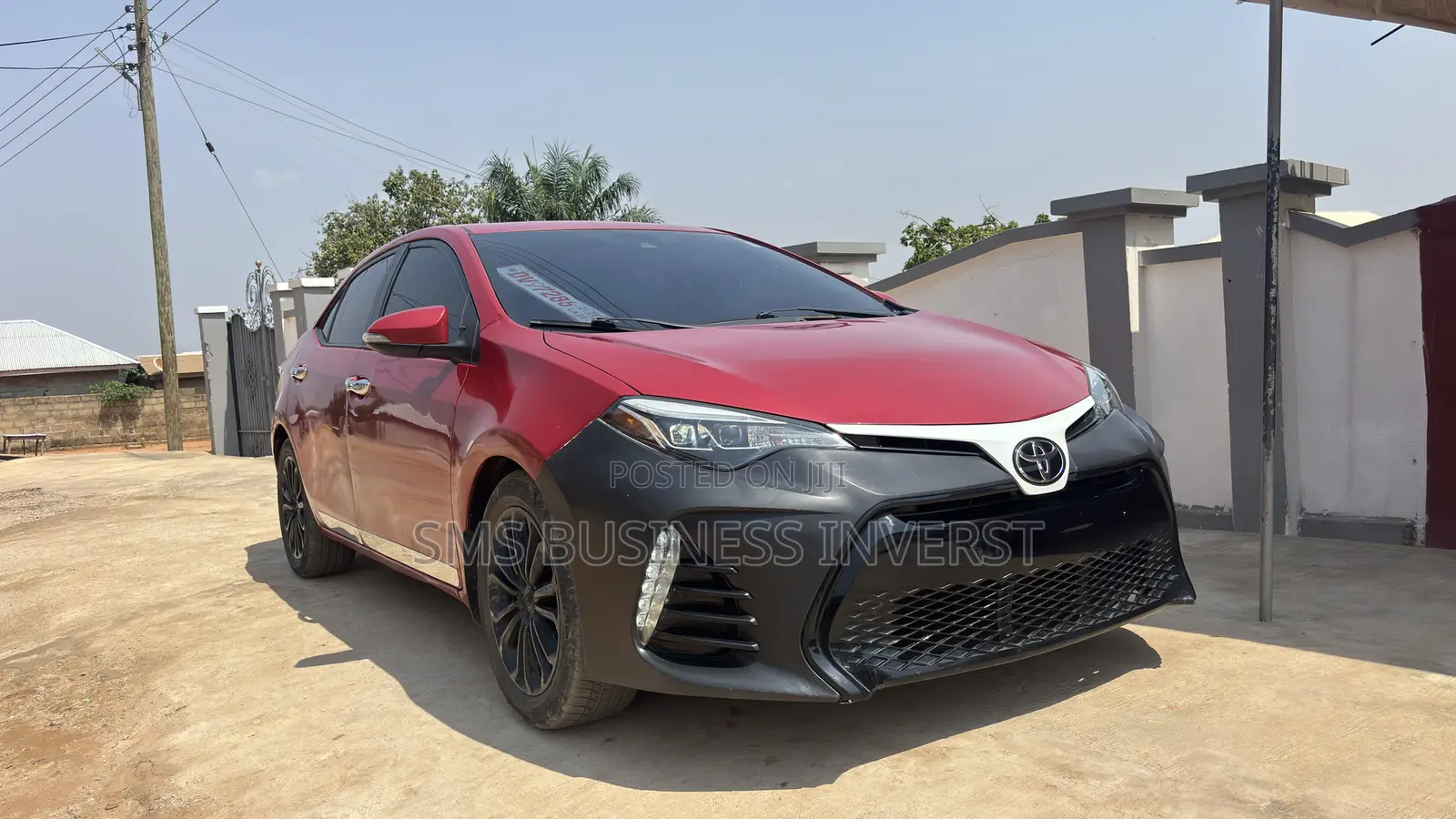 Toyota Corolla LE Eco (1.8L 4cyl 2A) 2018 Red