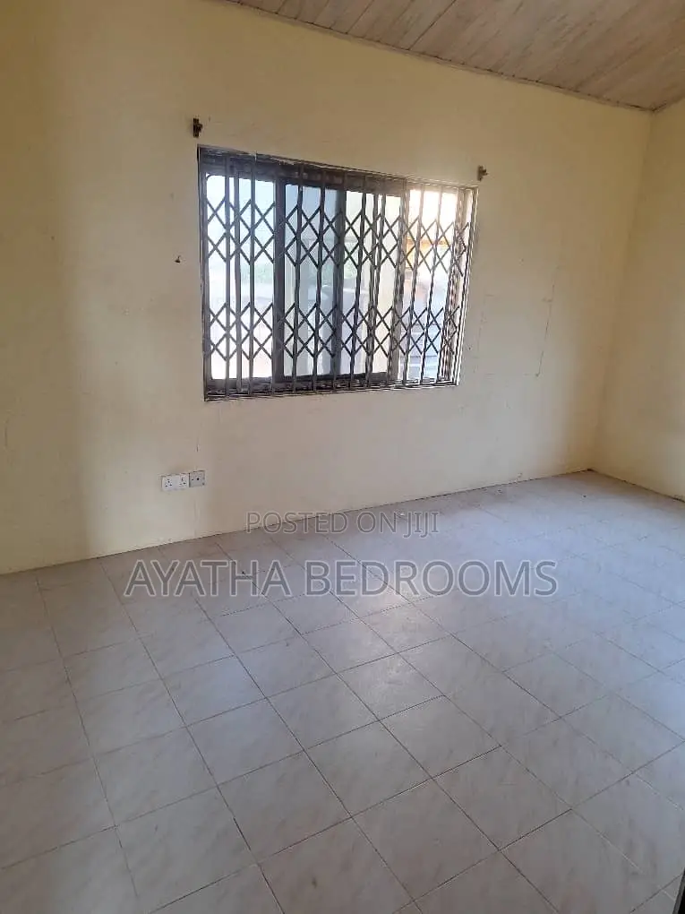 2bdrm Apartment in Modern Properties, New Town for rent