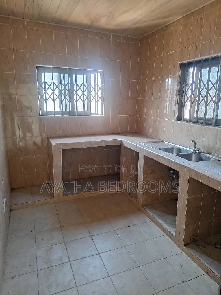 2bdrm Apartment in Modern Properties, New Town for rent