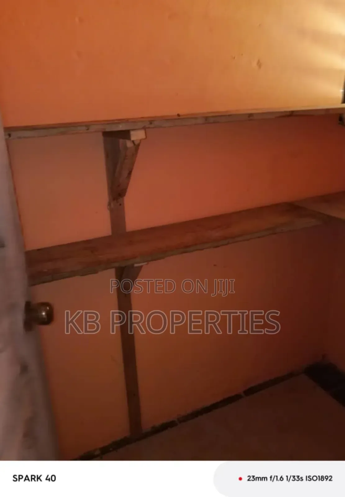 3bdrm Apartment in Kb Properties, Baatsona Total for rent