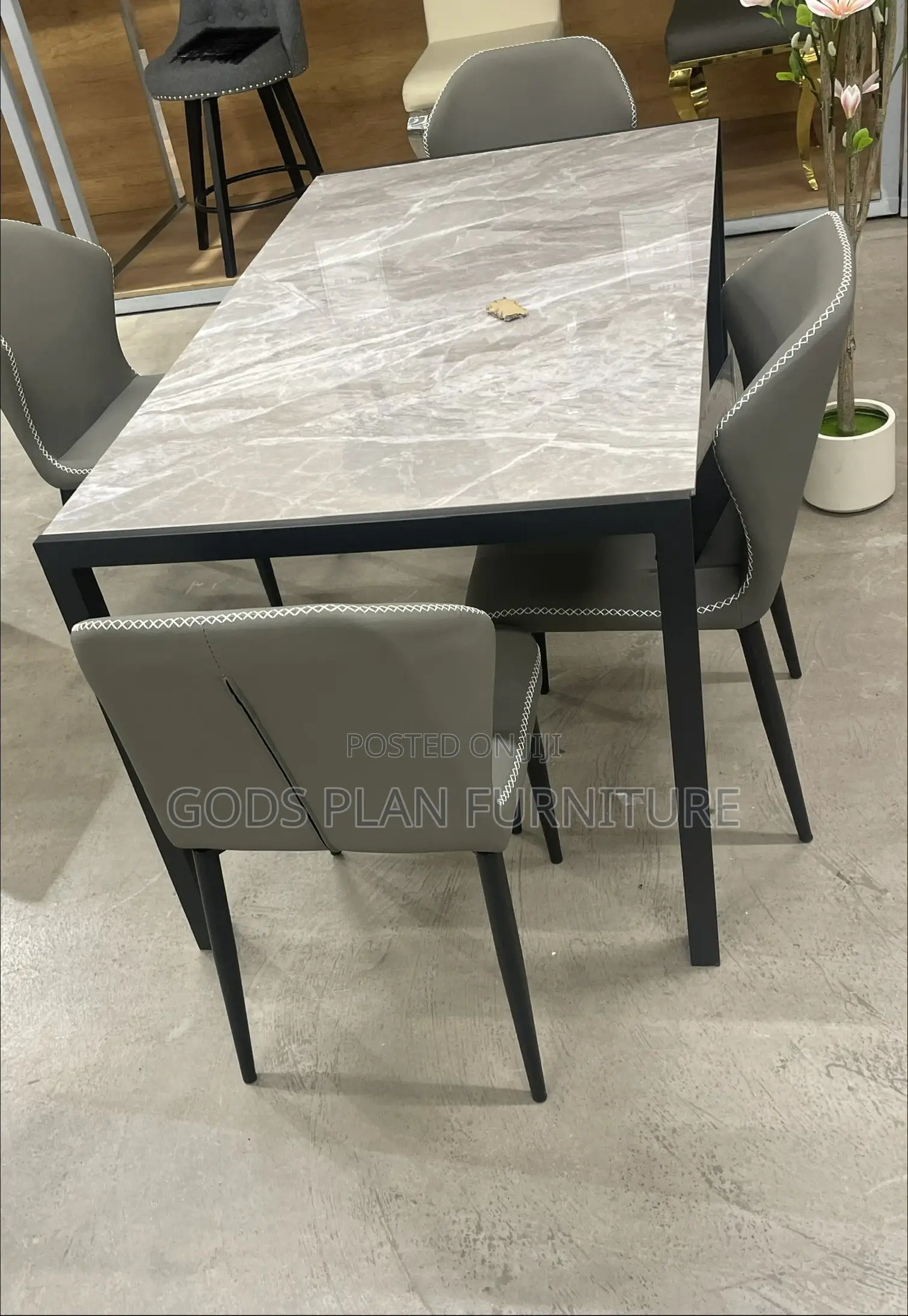 Dining Table Mc
