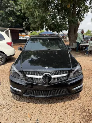 Mercedes-Benz C250 2014 Black