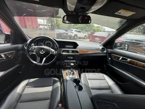 Mercedes-Benz C250 2014 Black