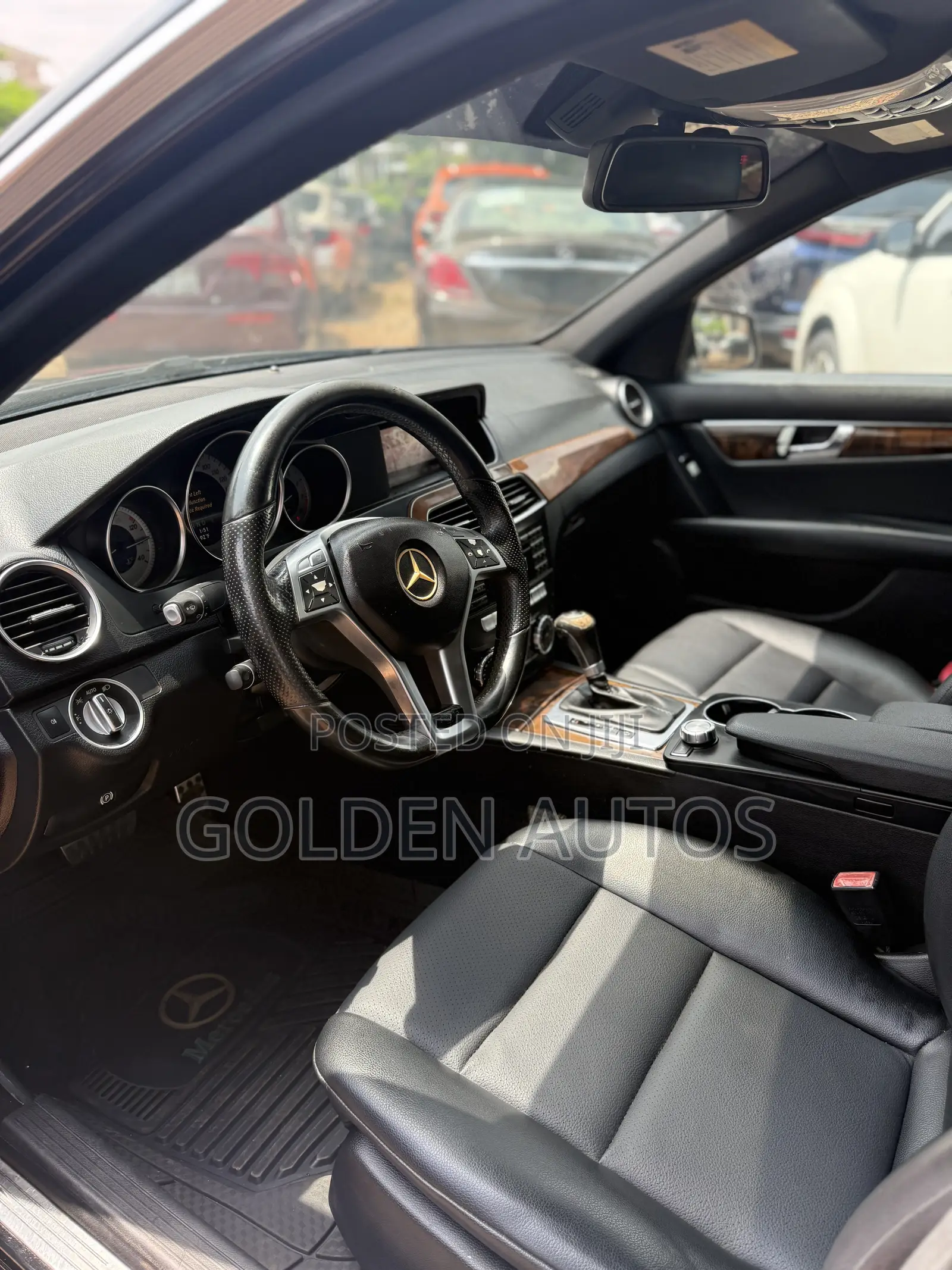 Mercedes-Benz C250 2014 Black