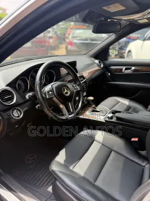Mercedes-Benz C250 2014 Black