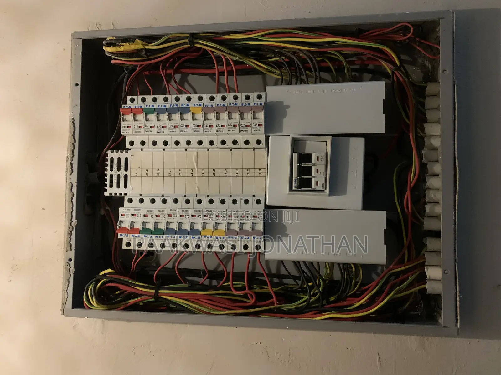 Call Electrician for All Your Electrical Problems