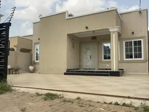 2bdrm House in Lashibi, Sakumono for rent