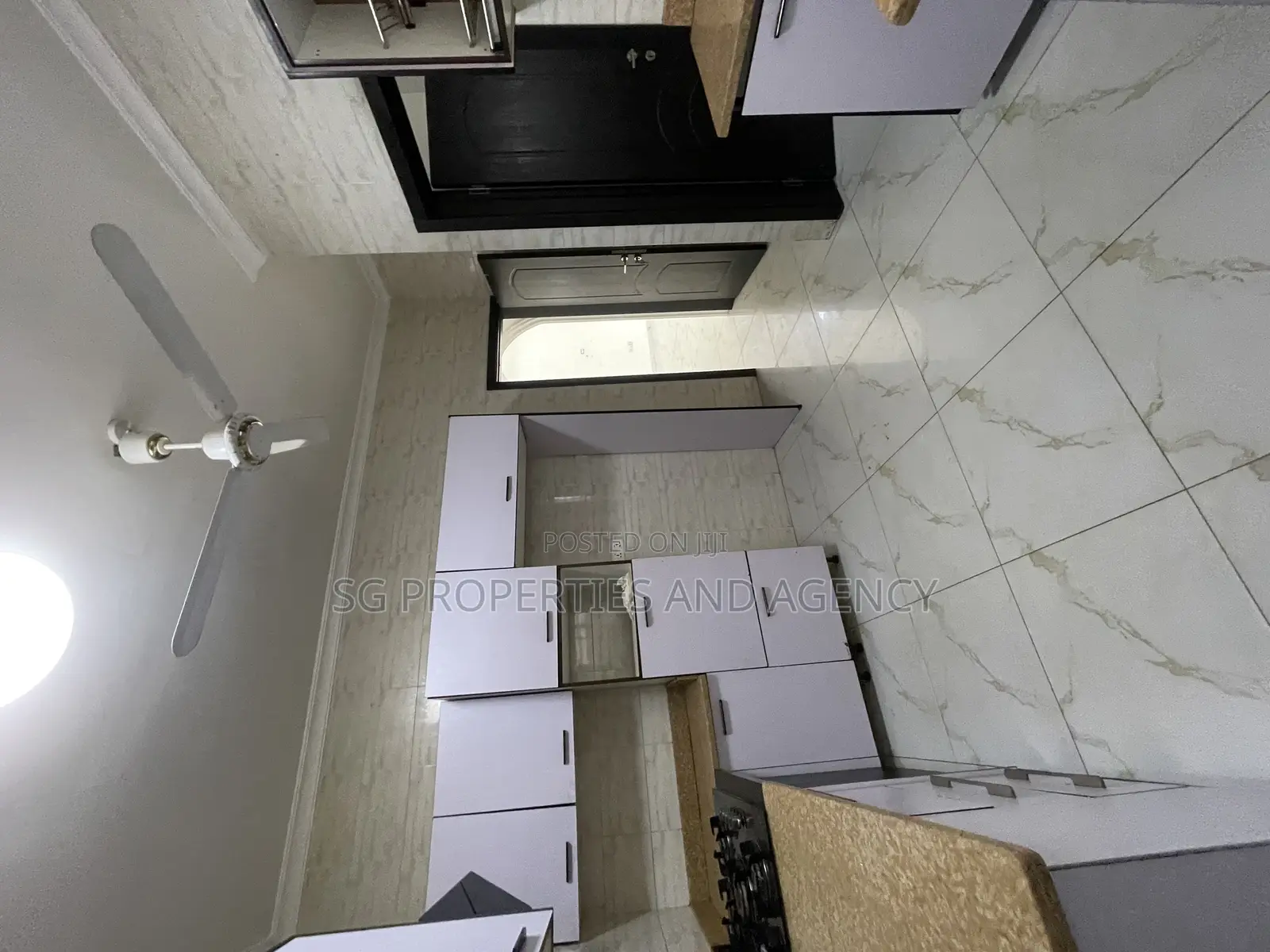 2bdrm House in Lashibi, Sakumono for rent