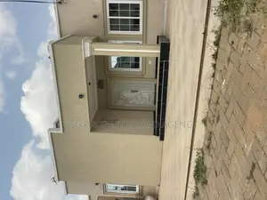 2bdrm House in Lashibi, Sakumono for rent