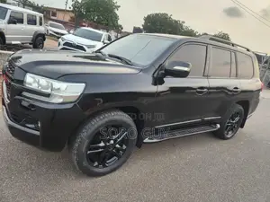 Toyota Land Cruiser 2015 Black