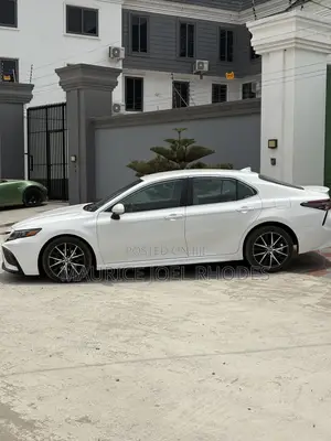 Toyota Camry 2022 White