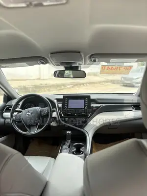 Toyota Camry 2022 White