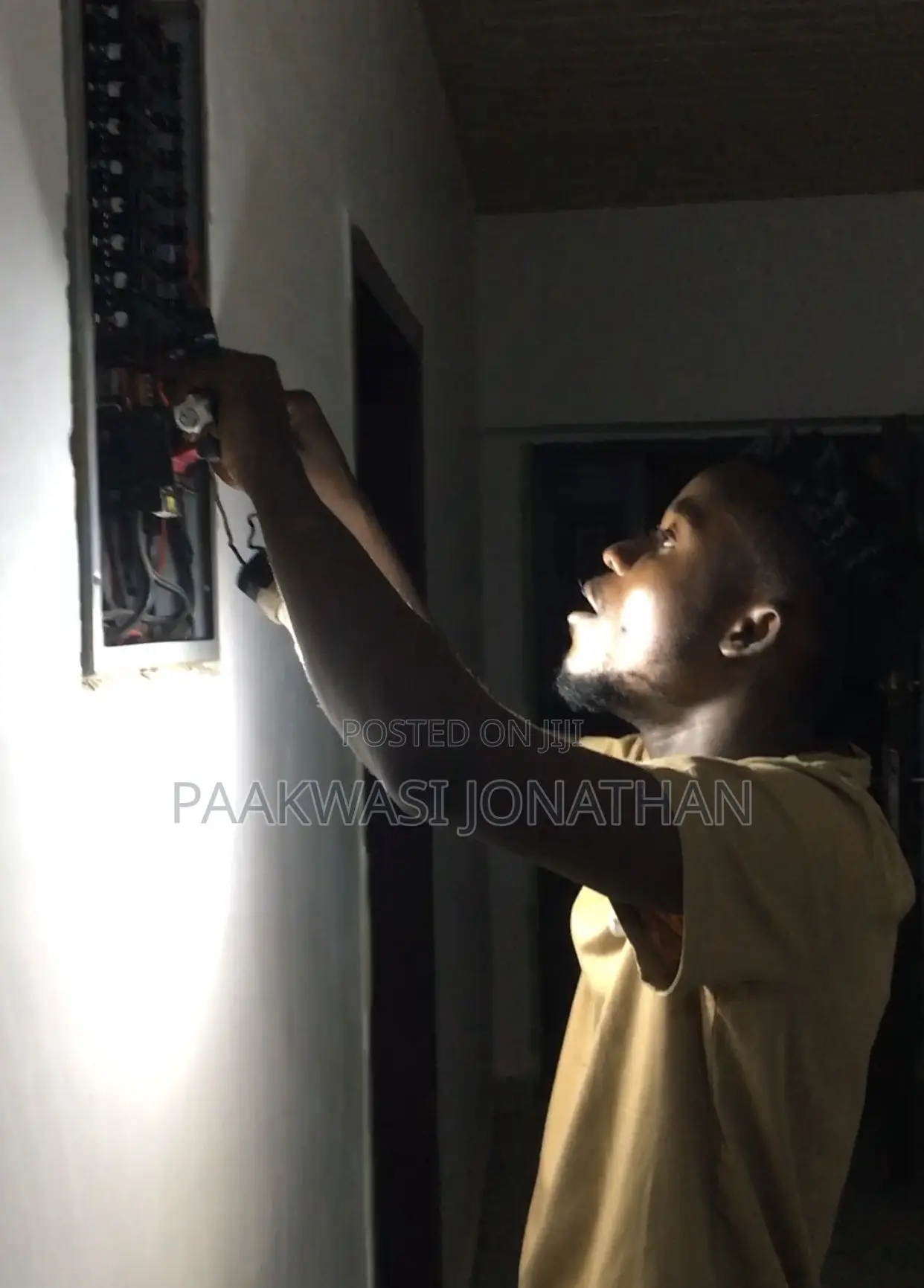 Call Electrician for All Your Electrical Problems
