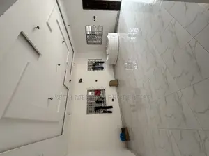 4bdrm House in Seth, Asore Junction for sale