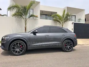 Audi Q8 55 Premium AWD quattro 2020 Gray